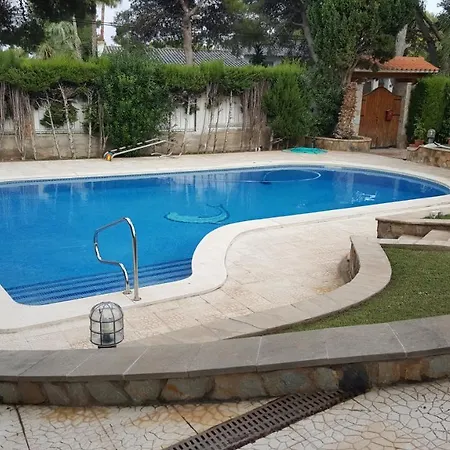 Vila Roc Roda de Bará