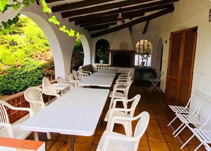 Roc Villa *