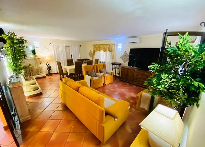 Roc Villa