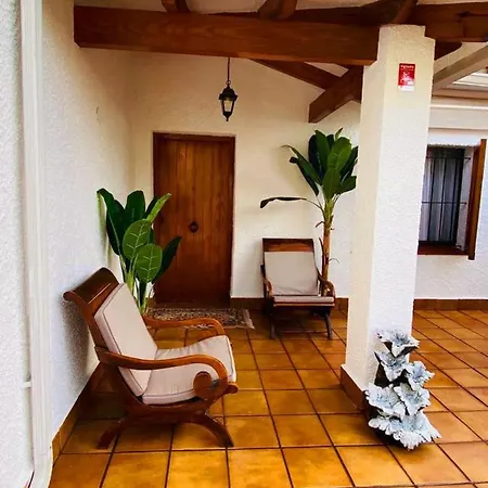 Roc Villa Roda de Bará