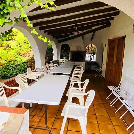 Roc Villa *
